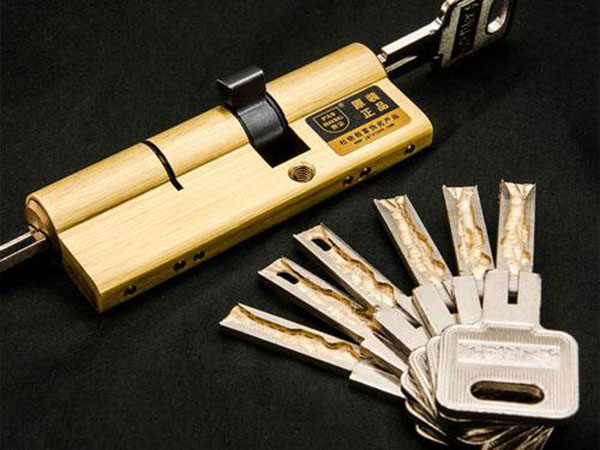 嵩明24小时上门开锁公司